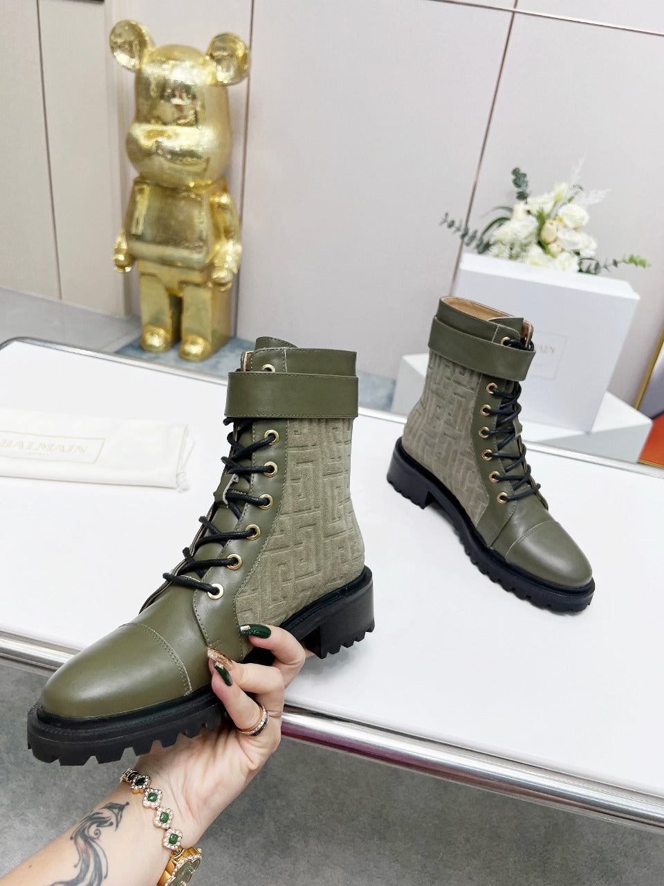 BALMAIN 26S BOOTS IN MOSS GREEN CALFSKIN AND SUEDE
