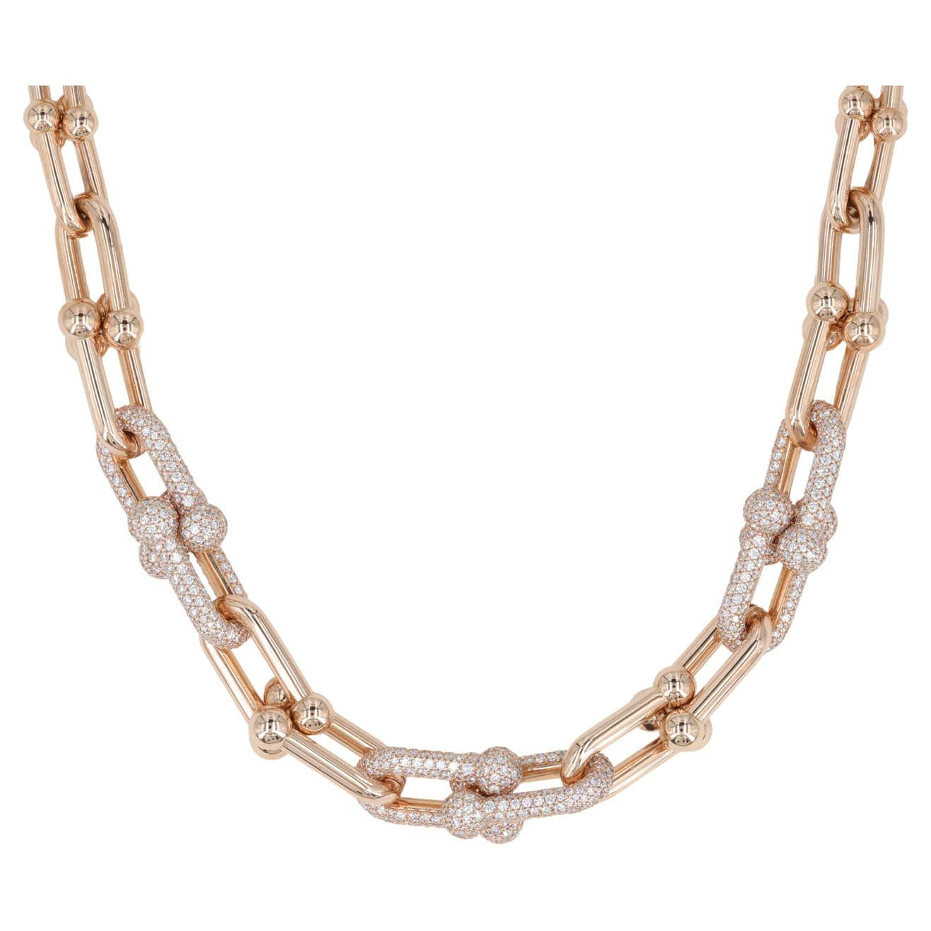 tiffany-hardwear-graduated-link-necklace-in-18k-rose-gold-with-pave-diamonds-2_dd156aa7-9f82-47e5-bb04-384bc0607911.jpg