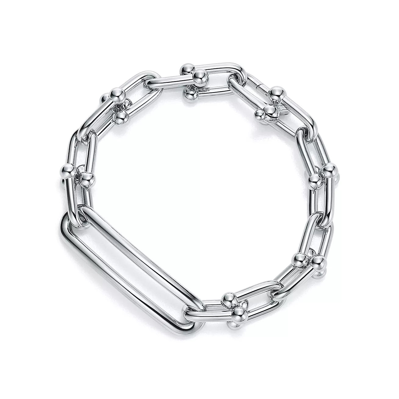 tiffany-hardwearlink-bracelet-63104167_999794_ED_6d340555-74ba-41ca-ae53-3c54b5539a6d.jpg