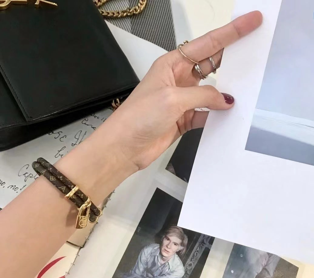 LV LOCK LEATHER GOLD BRACELET